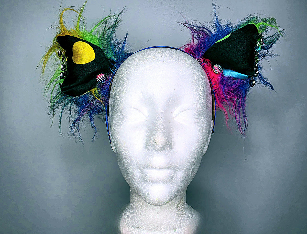 Dark Rainbow Bat